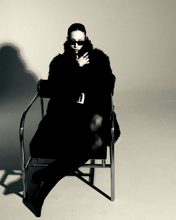 kkwwwv instagram image archive image