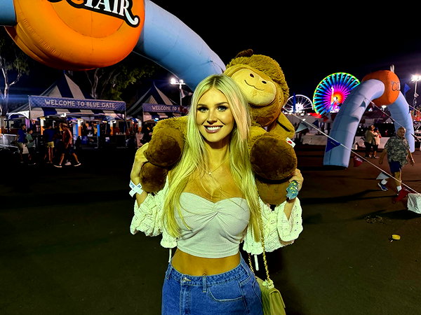 allie_dunn instagram image archive image