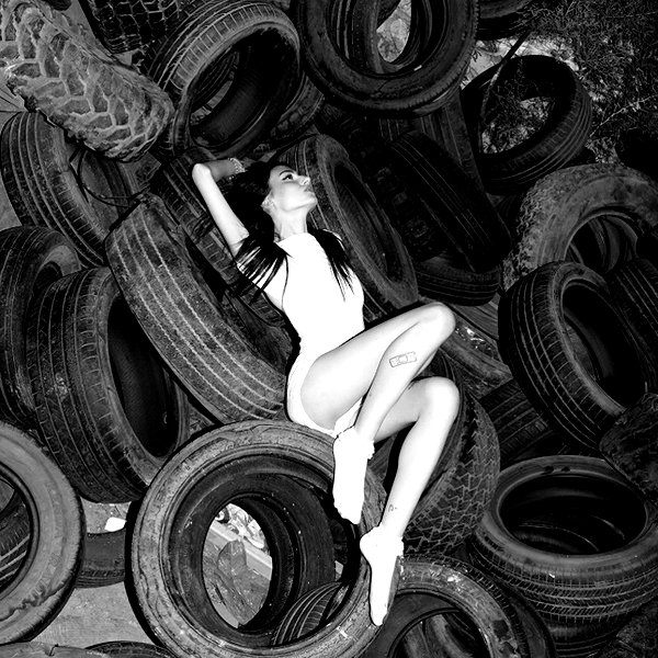 laluzone laluzone archive image