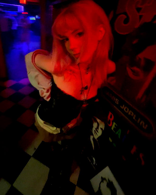 haileylayfield instagram image archive image
