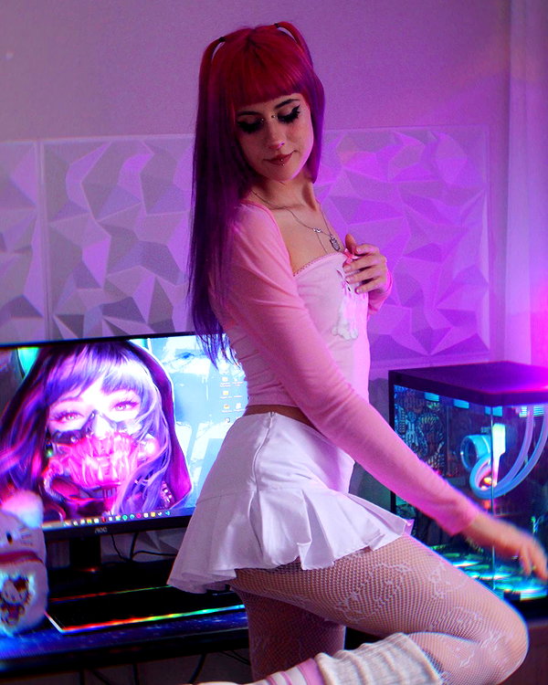 jadelaverne instagram image archive image