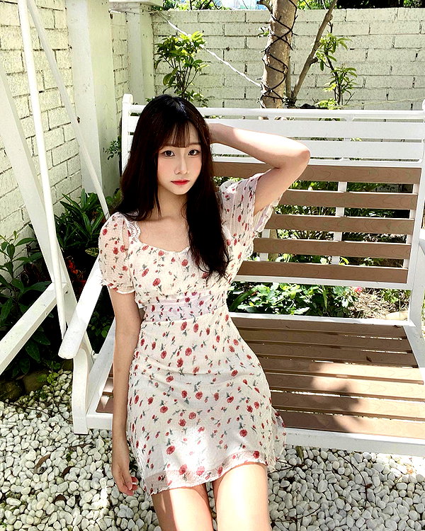 lai_931201 instagram image archive image
