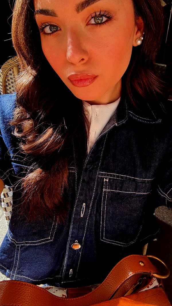 annabottoo instagram image archive image