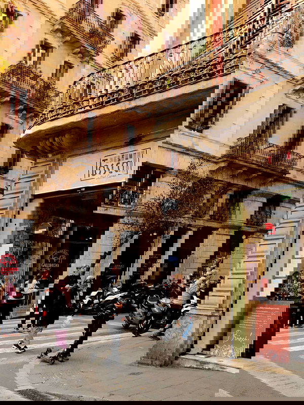 giangg._ giangg._ archive image