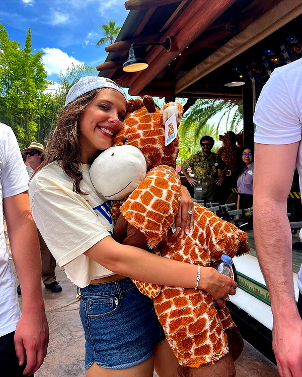 milliebobbybrown instagram image archive image
