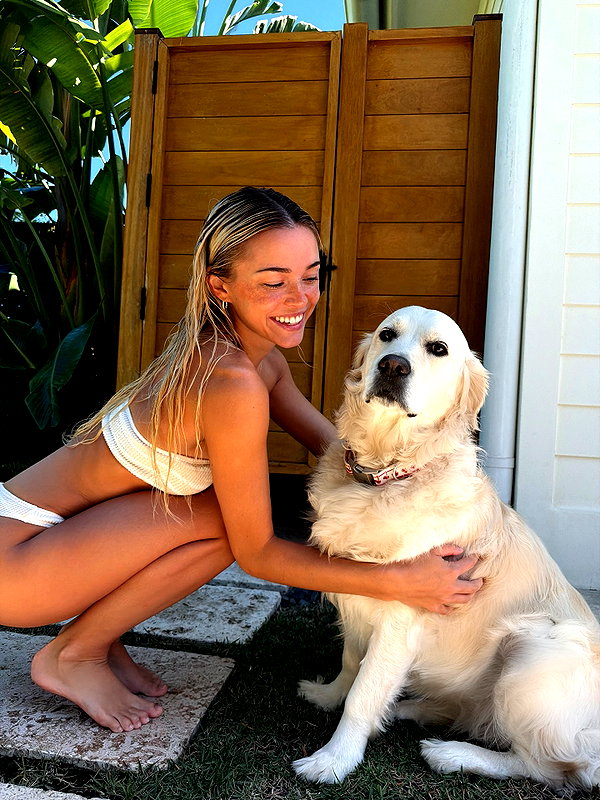 livvydunne instagram image archive image