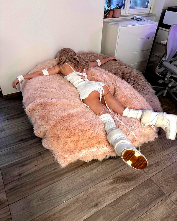 milkiwifey instagram image archive image