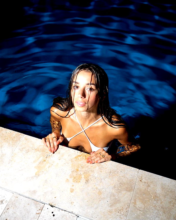 sadieemckennaa instagram image archive image