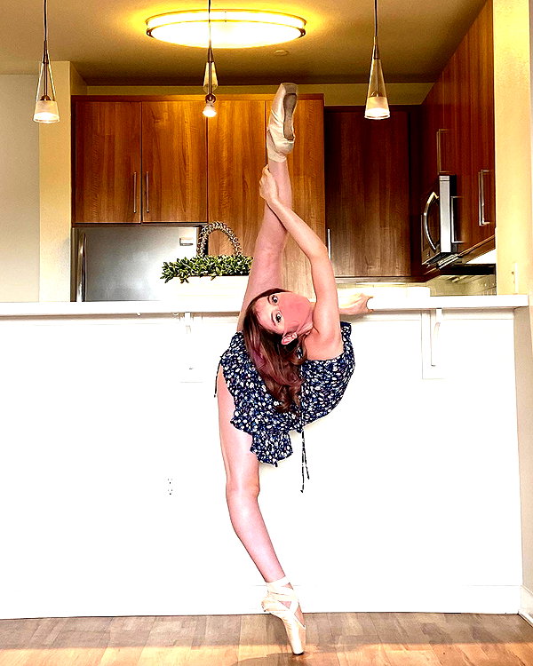 ellianawalmsley instagram image archive image