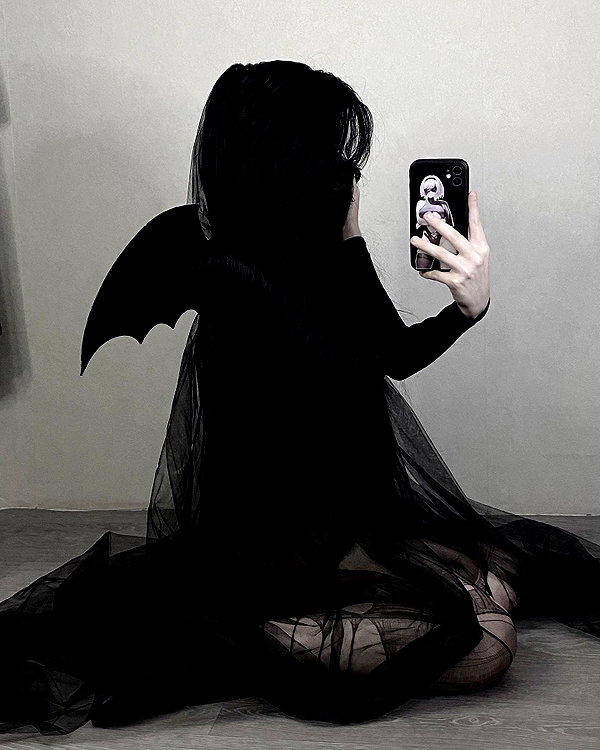 glowmoonshorty instagram image archive image