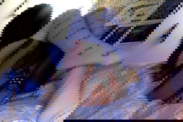 zommmbri zommmbri archive image