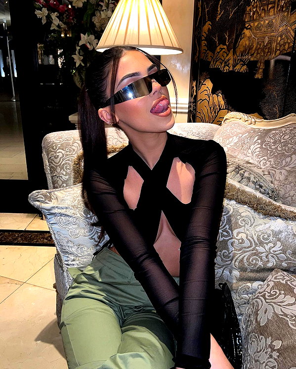 leahhalton instagram image archive image