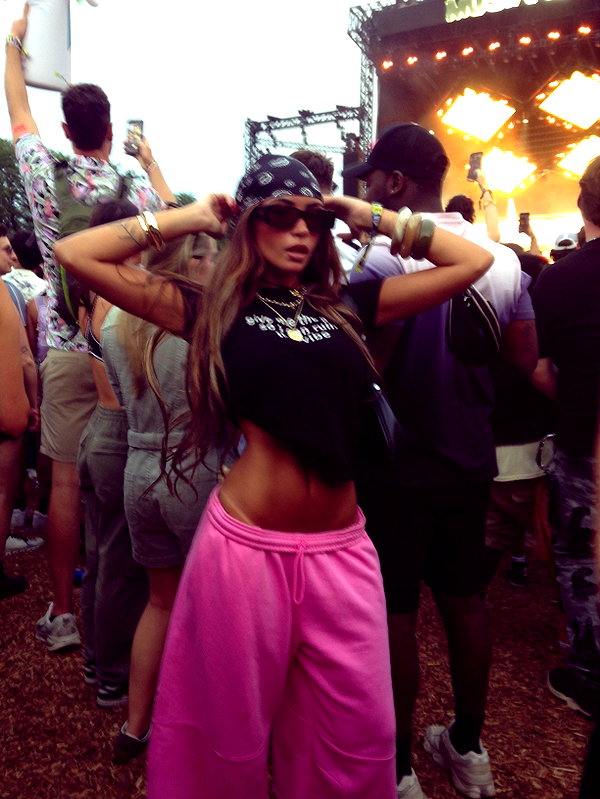 gabimfmoura instagram image archive image