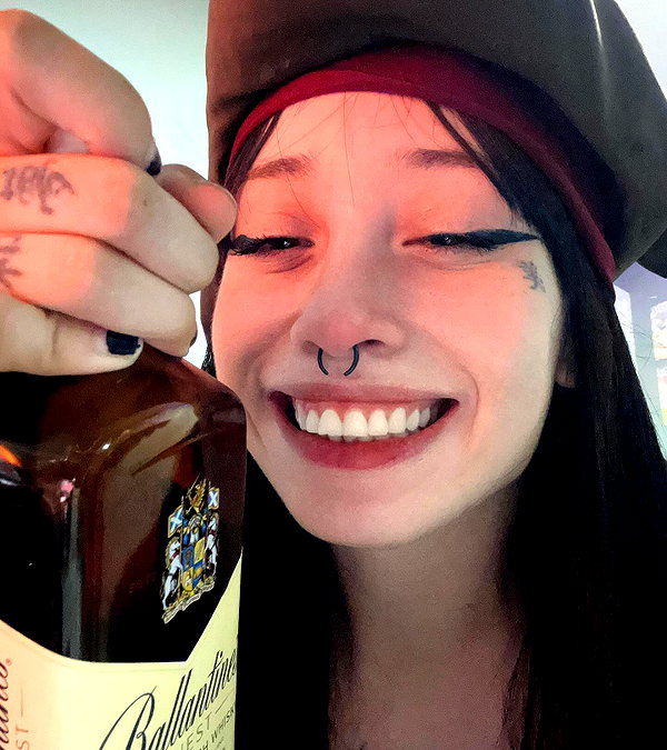ambrzinha666 instagram image archive image