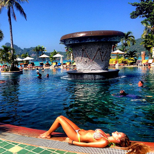 barzomer instagram image archive image