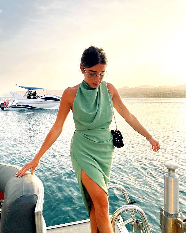 annezivi instagram image archive image