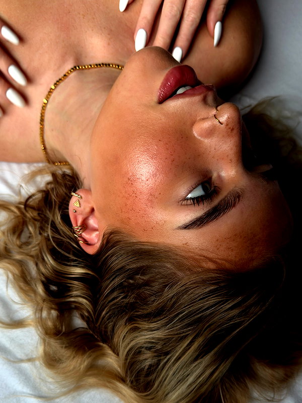 nina.kxs instagram image archive image