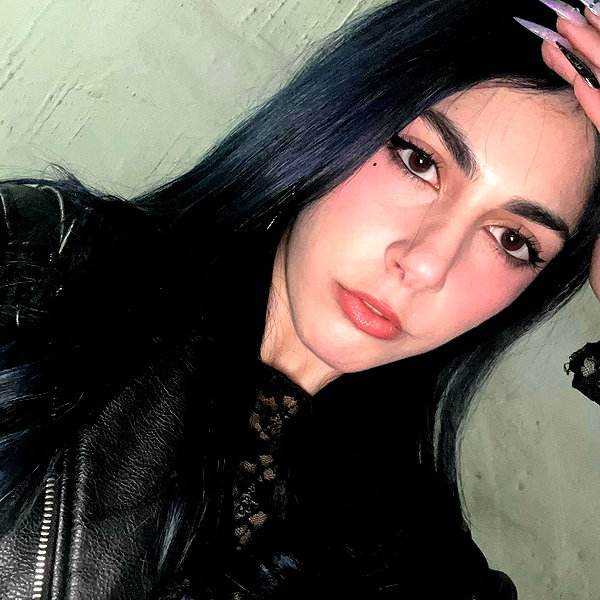 ayash.hila instagram image archive image