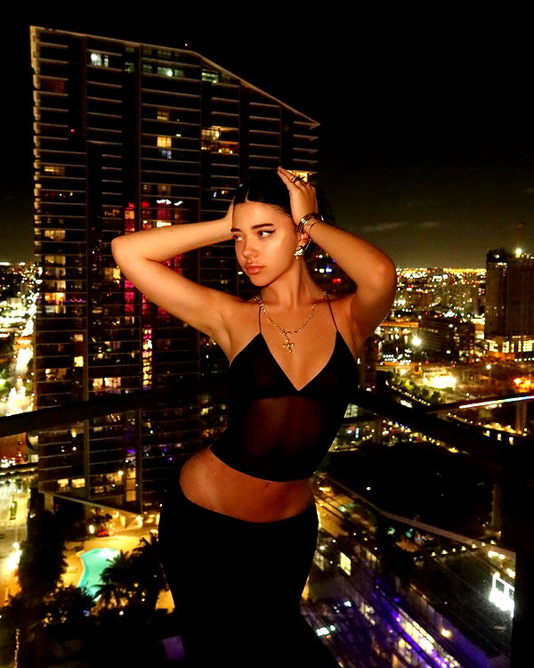 vanessa.rhd instagram image archive image