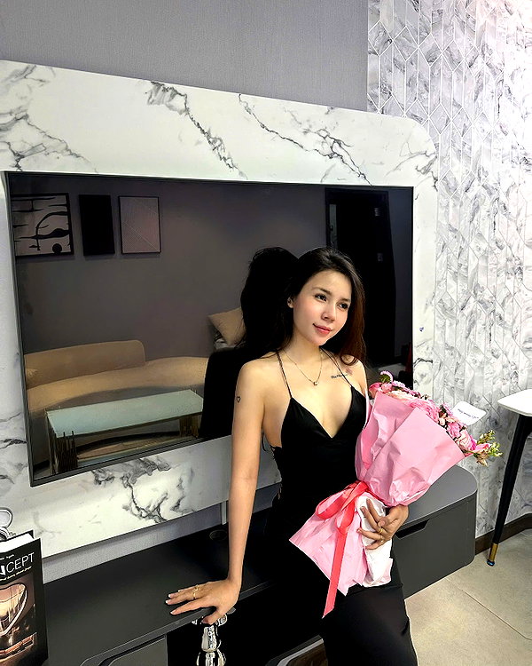 lyhythuedoxinh instagram image archive image