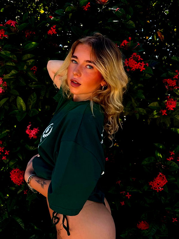 nina.kxs instagram image archive image