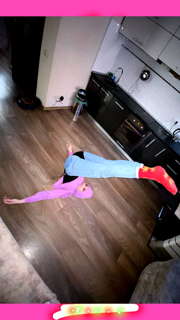 vik4au instagram image archive image