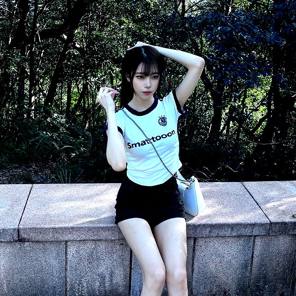 ynnu1sa instagram image archive image