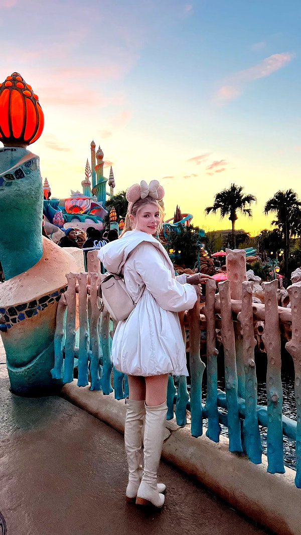peachmilky_ instagram image archive image