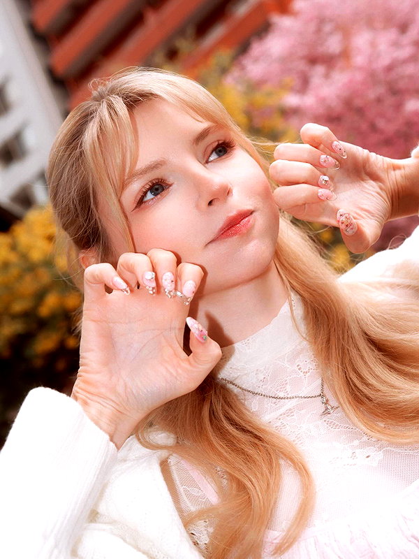 peachmilky_ instagram image archive image