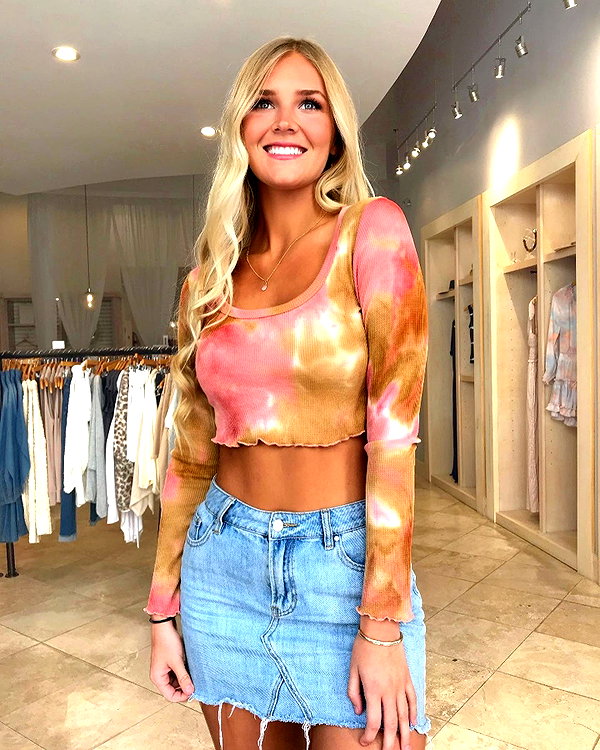 allie_dunn instagram image archive image
