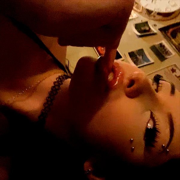 april._.ha instagram image archive image