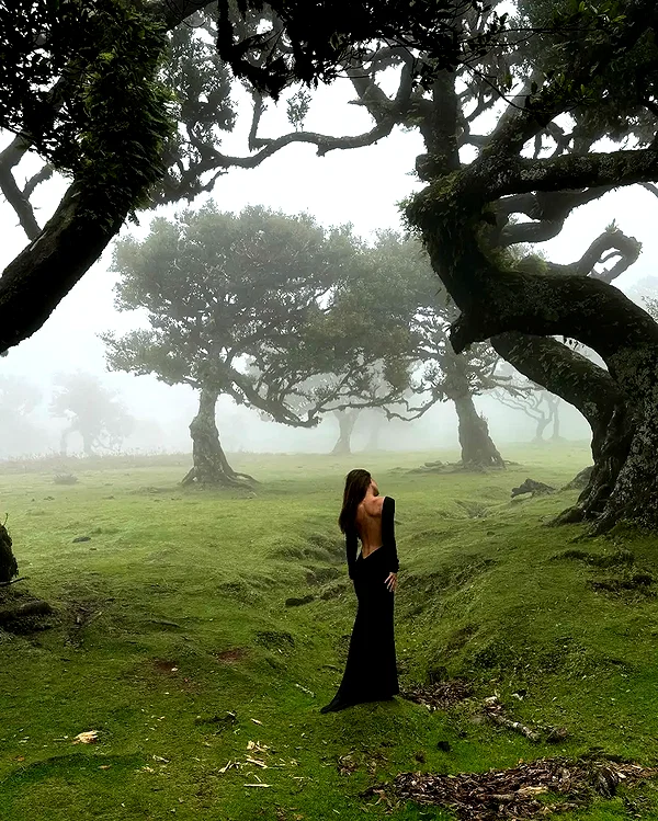 chica.niebla instagram image archive image