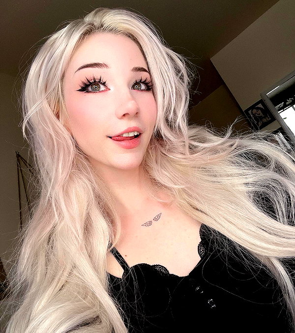 danielle.mercedie instagram image archive image