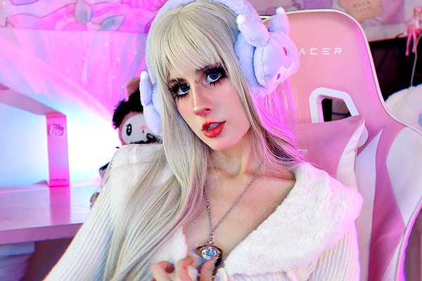 jadelaverne instagram image archive image
