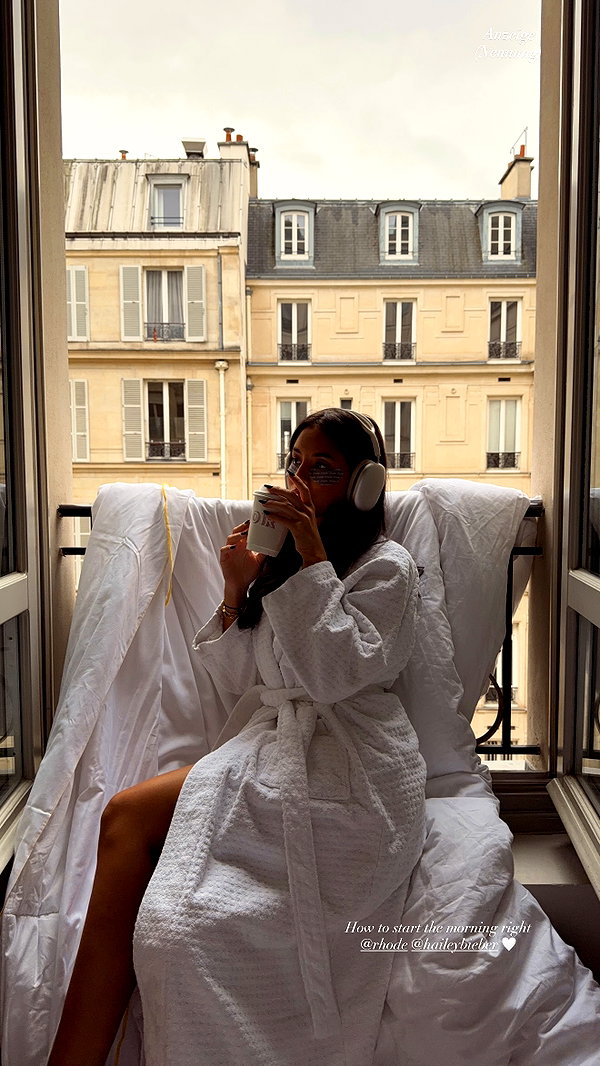 zoeliss instagram image archive image