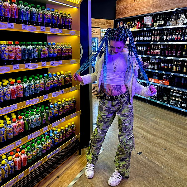 aleksaoaa instagram image archive image