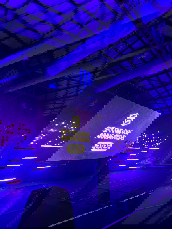 alexis.blond alexis.blond archive image