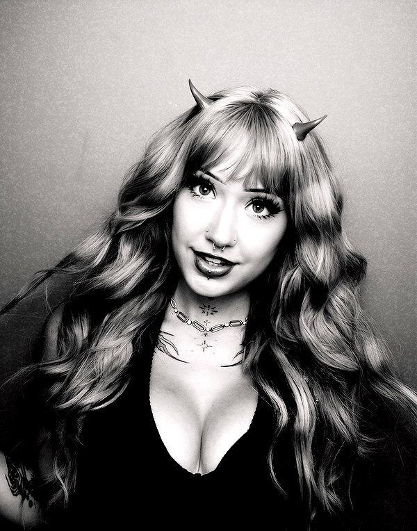 charleygrayyy instagram image archive image