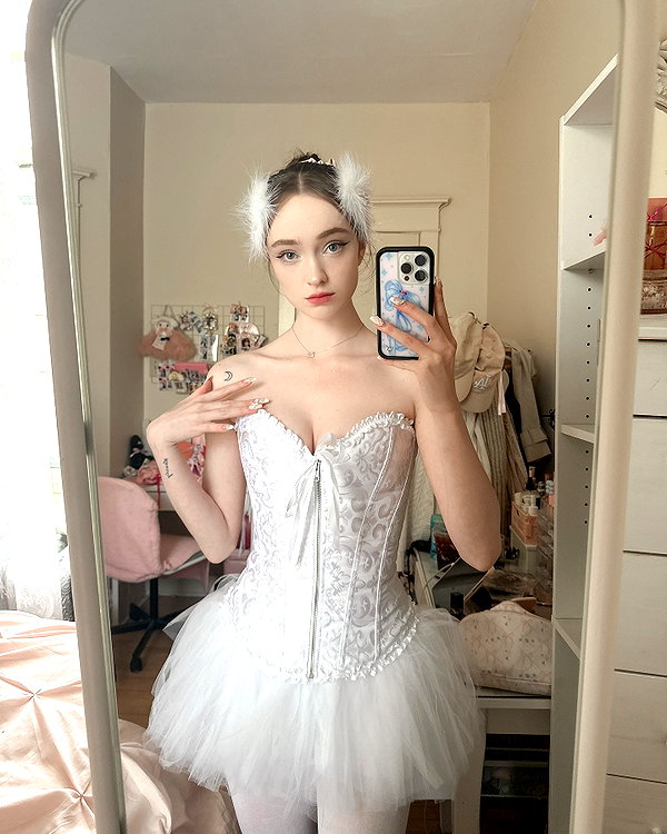 1uvgabi instagram image archive image
