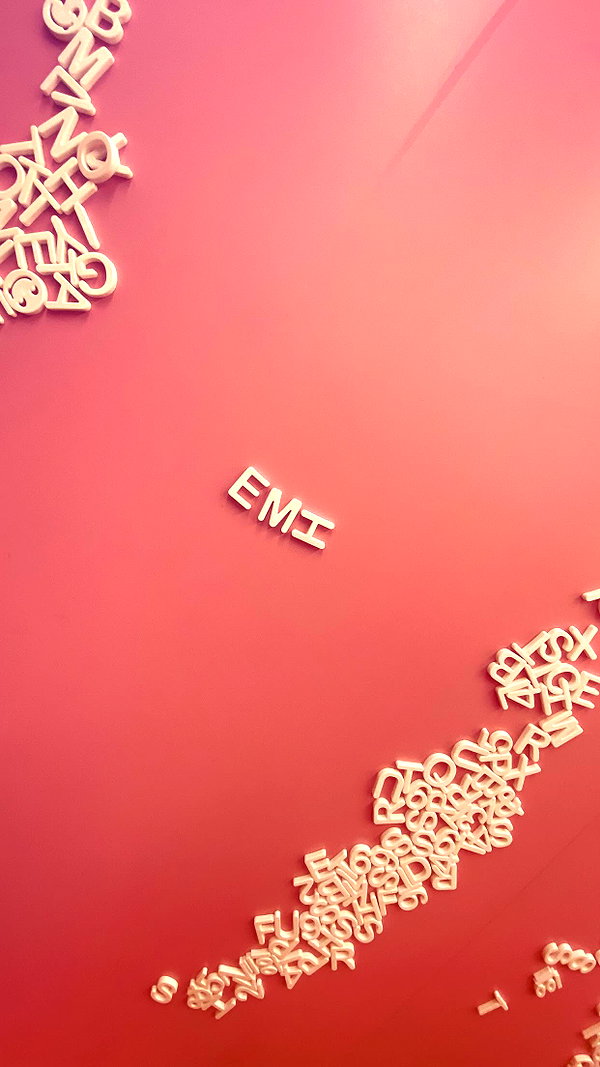 emeurie instagram image archive image