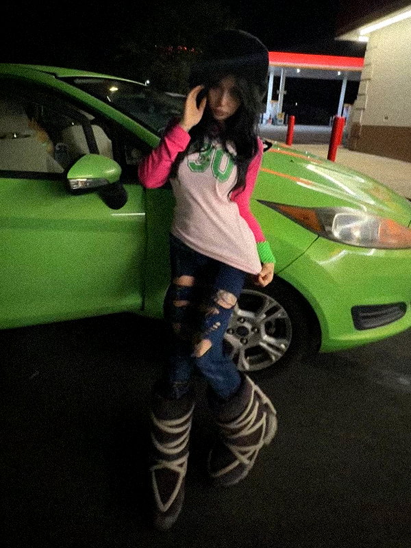 zommmbri instagram image archive image