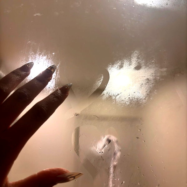 simrxn.n instagram image archive image