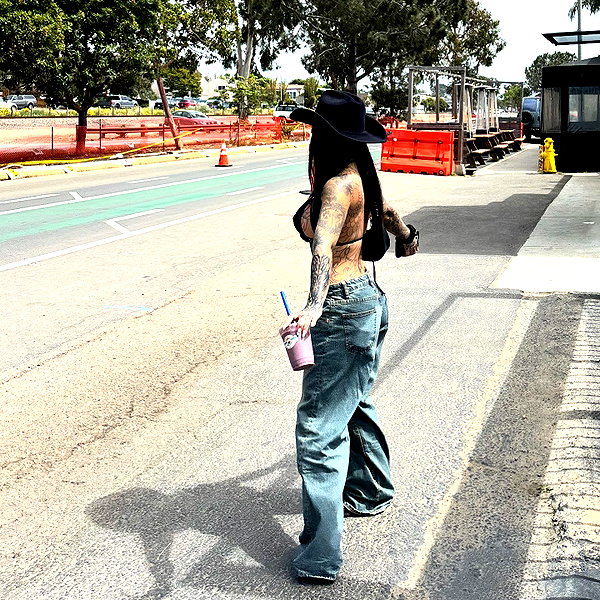 sabrvna instagram image archive image