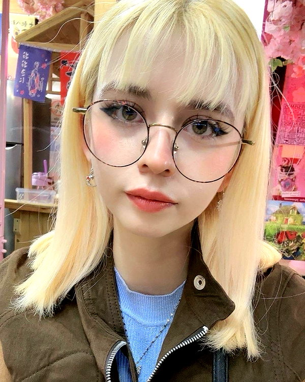 luly1980s instagram image archive image