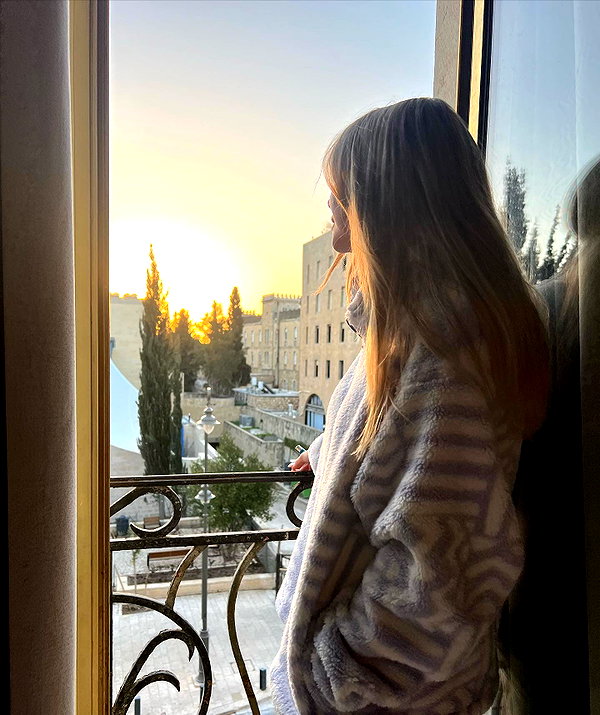 yulia.isakov instagram image archive image