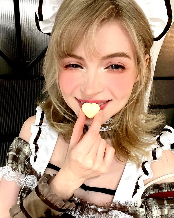 peachmilky_ instagram image archive image