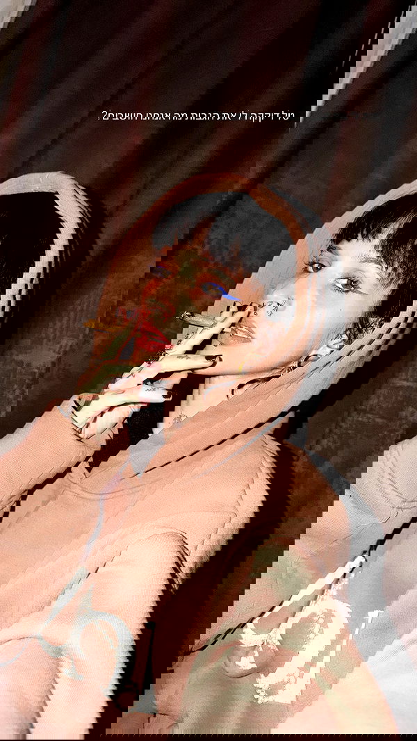 strawberryshanz strawberryshanz archive image