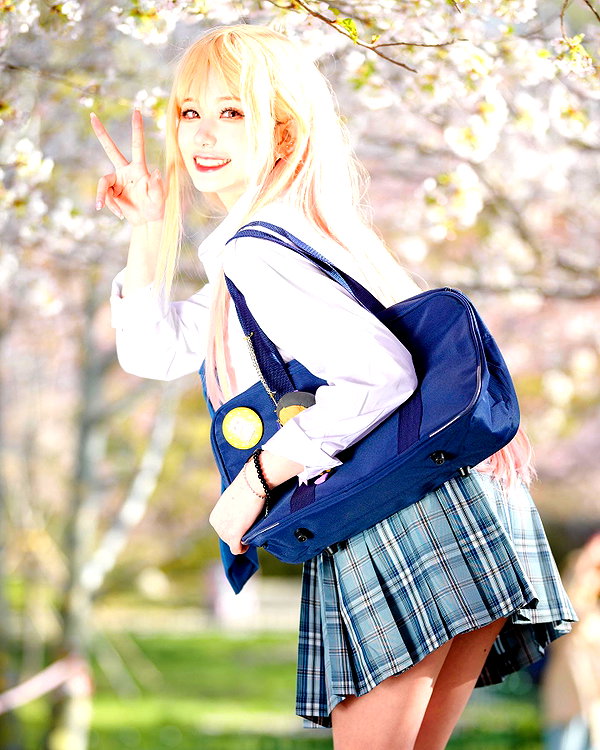 xier_cos instagram image archive image