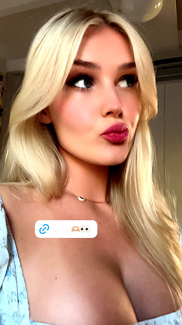 allie_dunn instagram image archive image