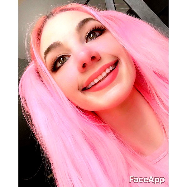 danielle.mercedie instagram image archive image